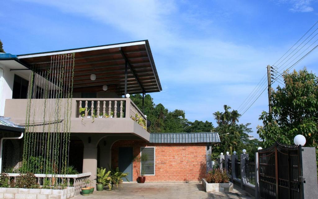 Morning Glory Guest House Kuching Ngoại thất bức ảnh